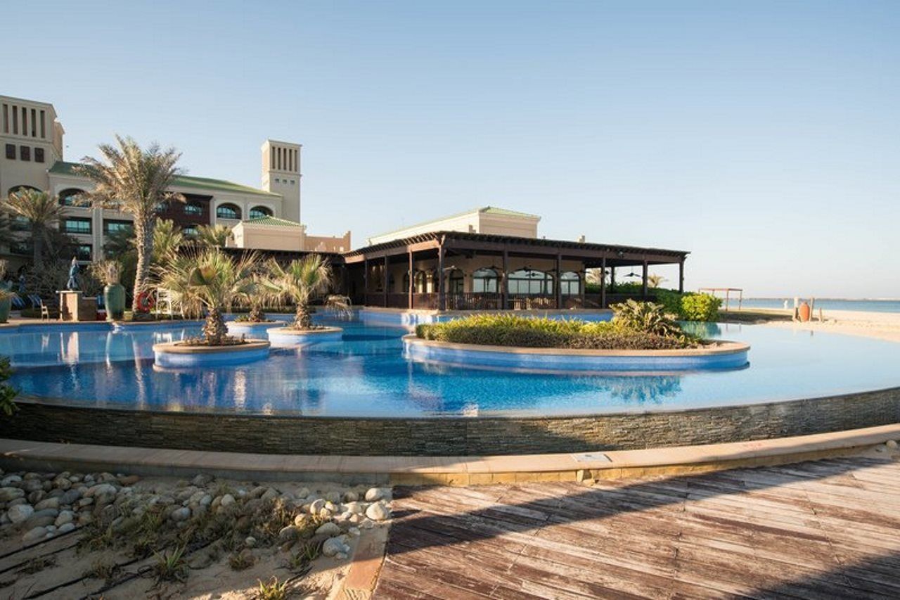 Курортный комплекс Anantara Desert Islands & 5*